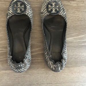 GUC Tory Burch Reva Flats Size 8